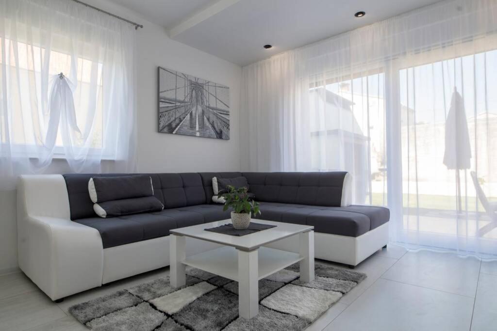 Holiday House Gavran Vodice Exteriér fotografie