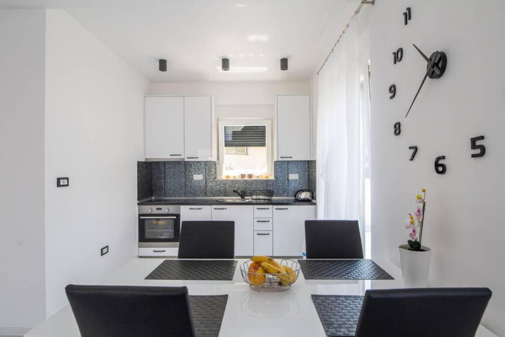 Holiday House Gavran Vodice Exteriér fotografie